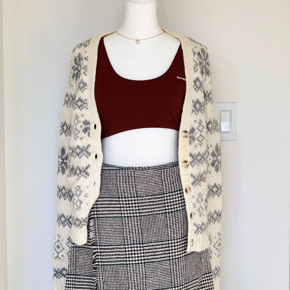 Hollister Co. Women's White and Grey Preppy Style Cardigan - Picture 1 of 9